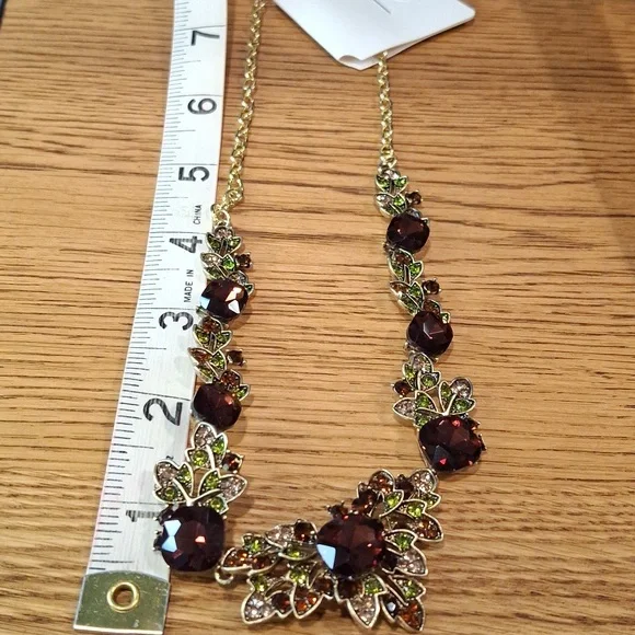 Stunning Gold & Red Floral Statement Necklace - Picture 6 of 7